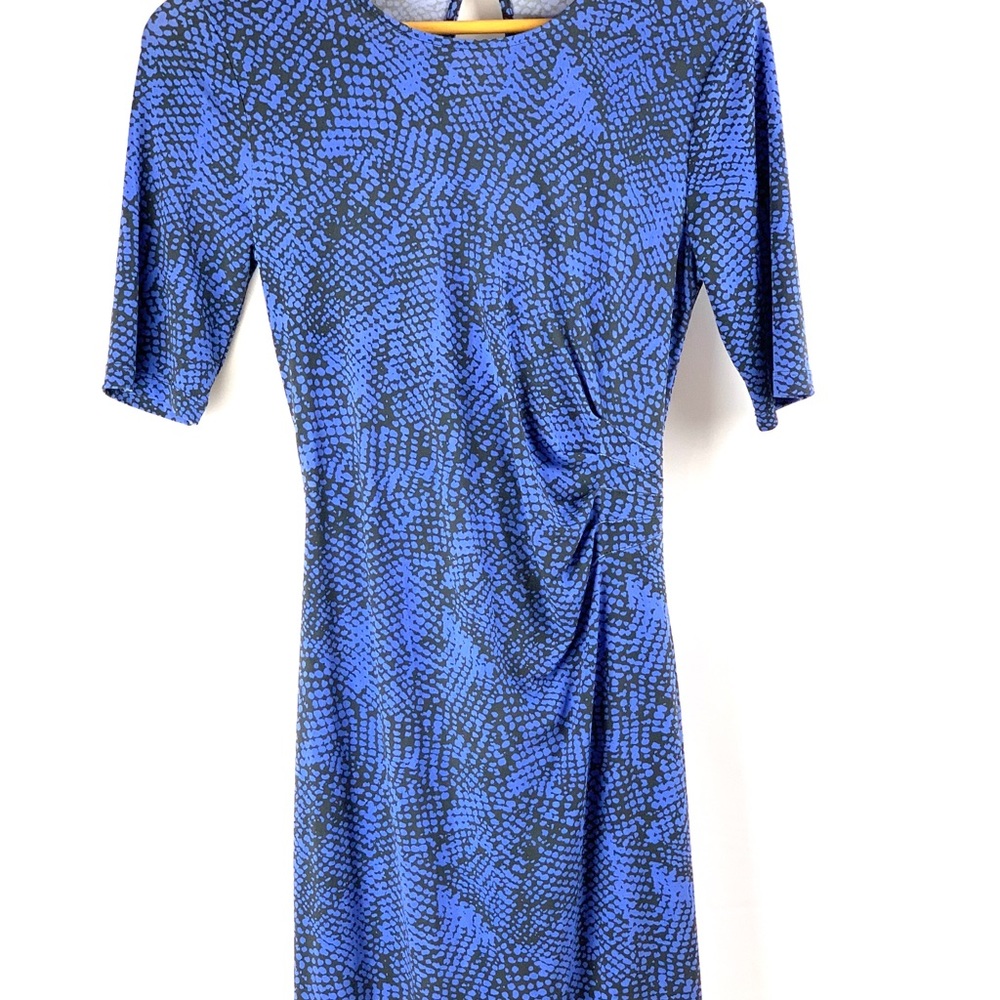 Women’s dress